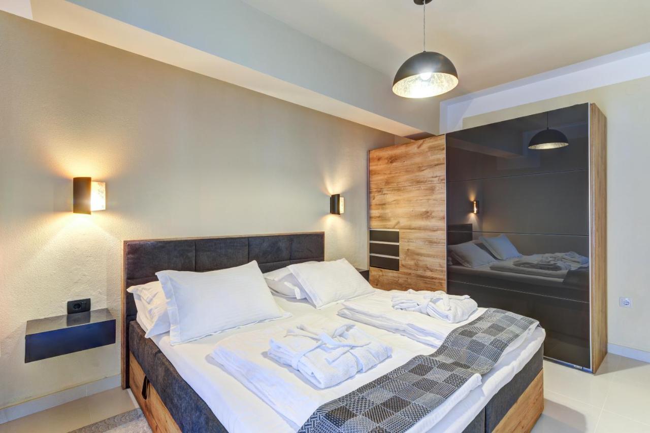 33 Ulica Nikole Jurisica Apartman Zengg Kültér fotó